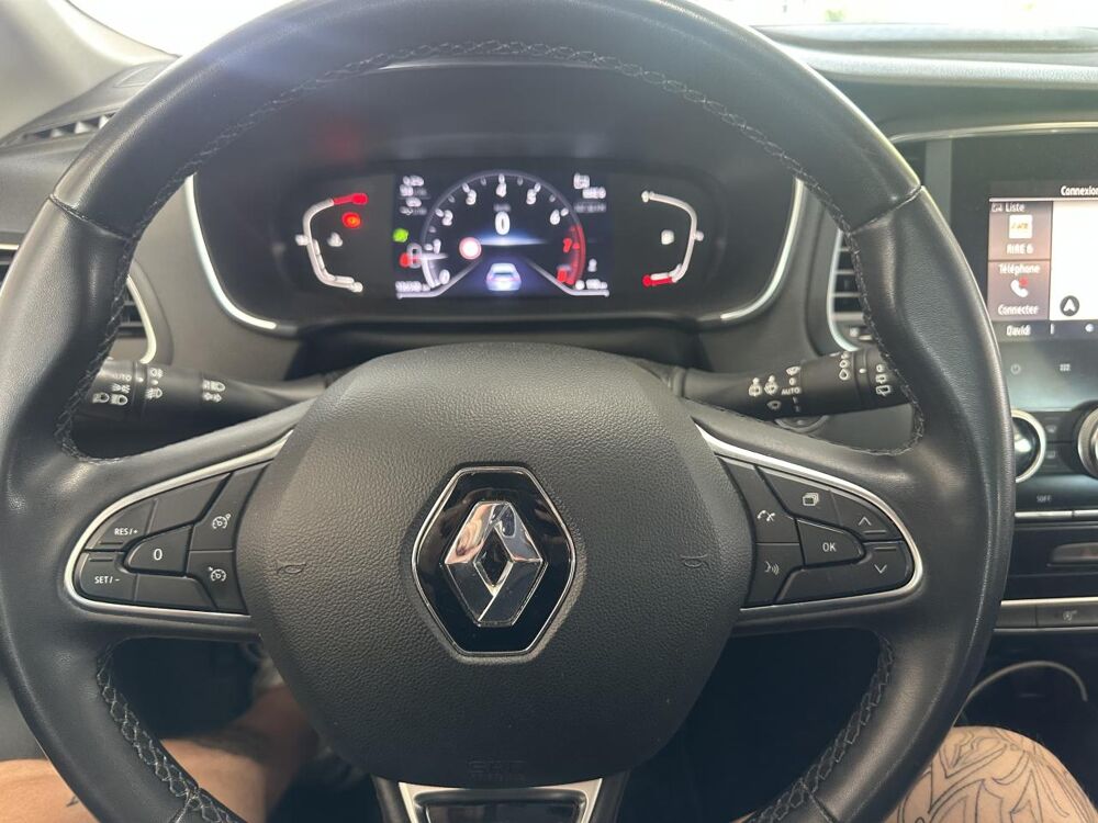 M&eacute;gane 1.3 TCE 115 BUSINESS - GARANTIE 12 MOIS 2021 occasion 16000 Angoul&ecirc;me