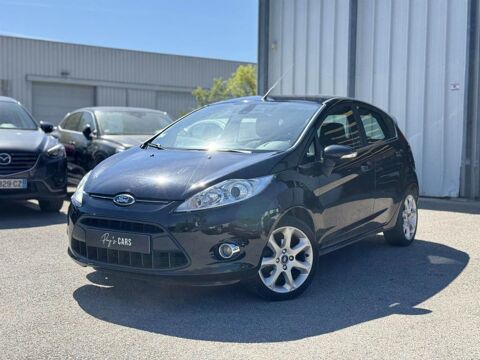 Ford fiesta TITANIUM - SUIVI  - BLUETOOTH - JANTES 1