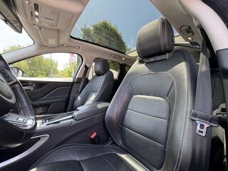 F-PACE 3.0 D V6 - 300 - BVA - Stop/Start - AWD R-Sport / GARANTIE / 2016 occasion 78300 Poissy
