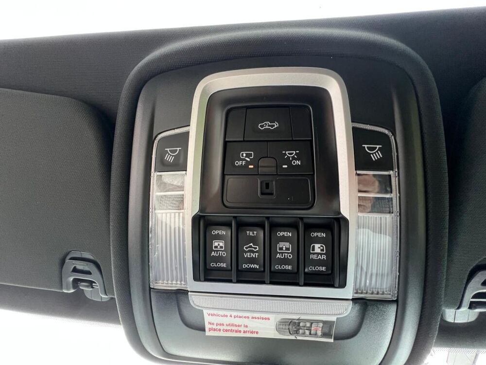RAM 1500 CREW CAB REBEL AIR 2025 occasion 91830 Le Coudray-Montceaux