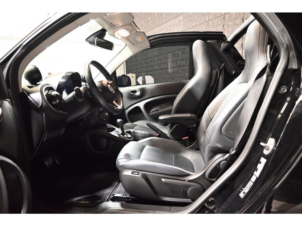ForTwo Smart Cabrio 0.9i - 90 S&S - BV Twinamic Euro 6c CABRIOLET 2019 occasion 77100 Meaux