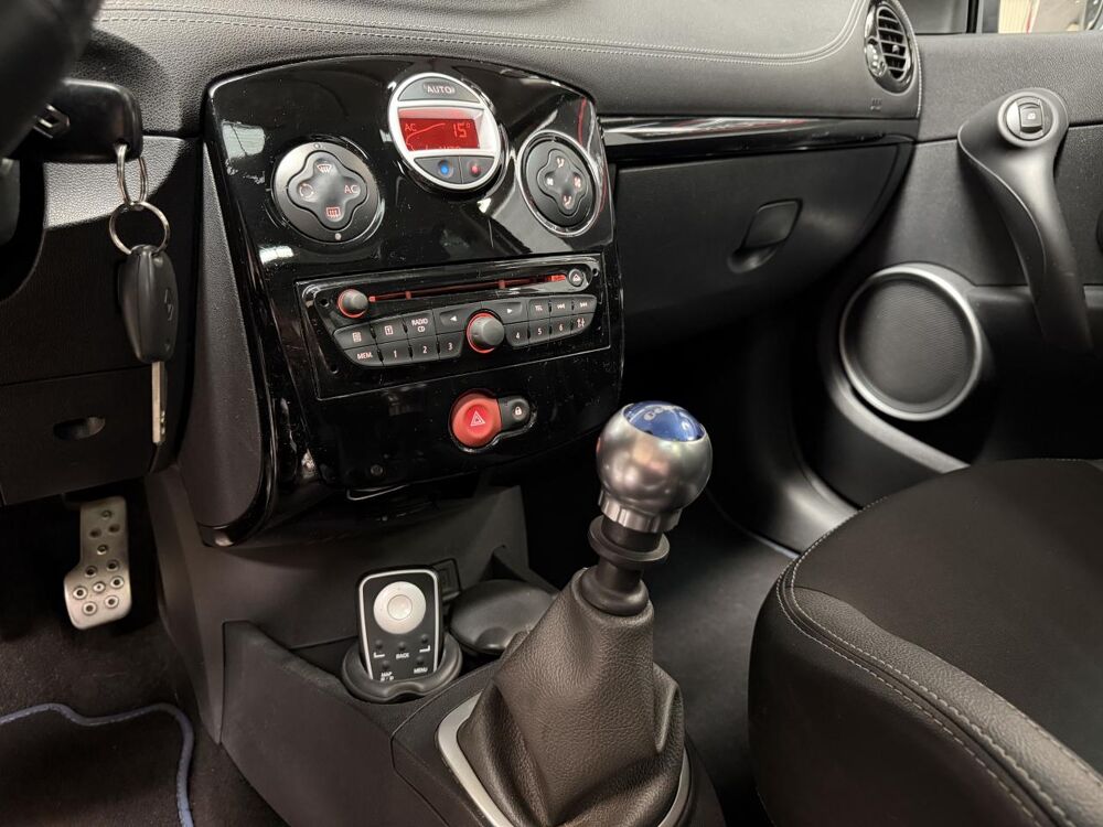Clio 3 1.5 DCI 105 GT GORDINI PREMIERE MAIN 2011 occasion 52100 Bettancourt-la-Ferr&eacute;e
