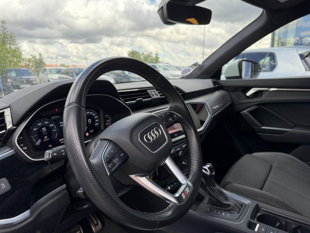 Q3 45 tfsi e 245 s line s tronic 6 2022 occasion 85150 Les Achards