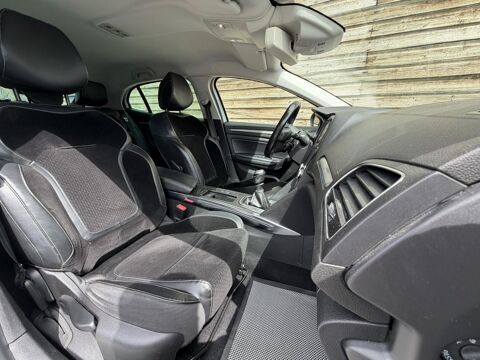 M&eacute;gane 1.2 Energy TCe - 130 IV BERLINE GT Line 2017 occasion 19100 Brive-la-Gaillarde
