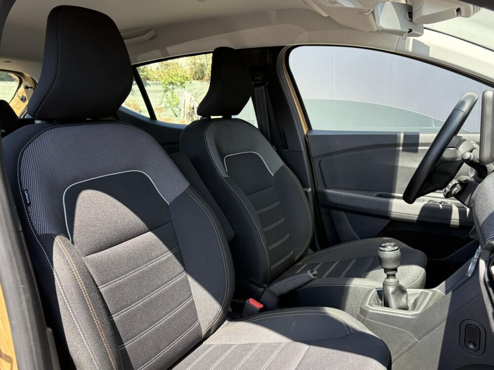 Sandero STEPWAY TCE 90 Expression avec Cam&eacute;ra, GPS et Climatisation 2025 occasion 35300 Foug&egrave;res