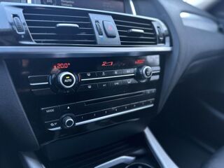X4 XLINE xDrive 20d - BVA F26 - SIEGES ELEC - JANTES 18\' 2014 occasion 13760 Saint-Cannat
