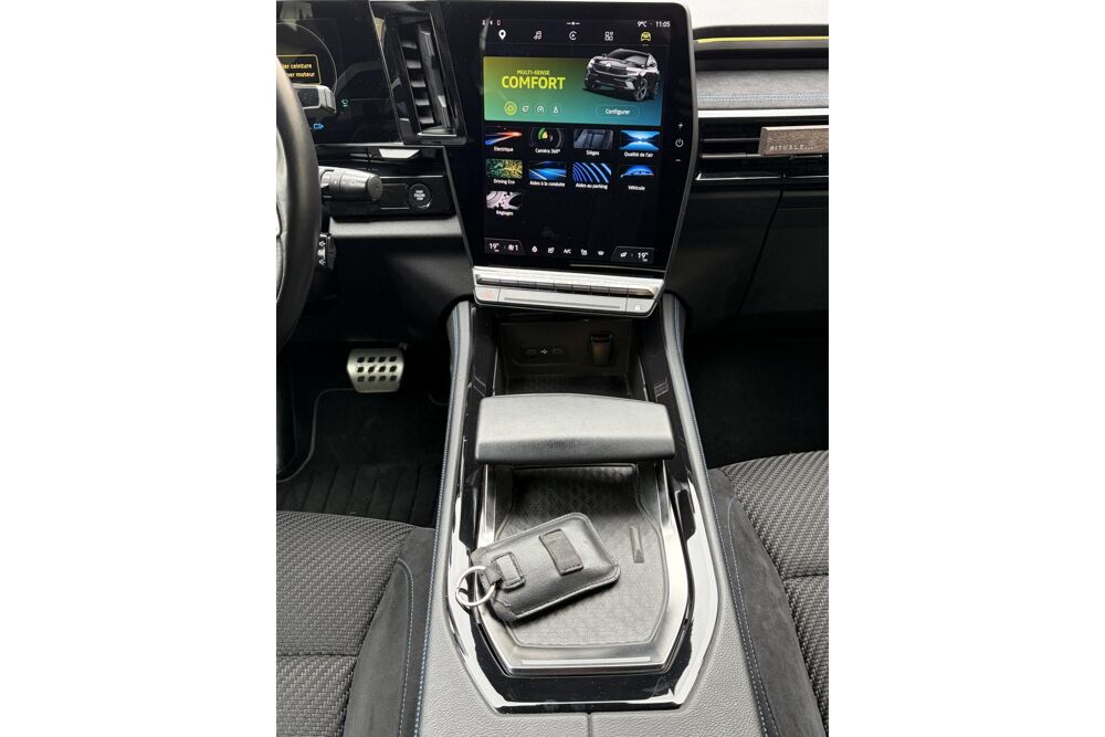 Austral E-Tech Hybride 200 BVA multi-modes Iconic Esprit Alpine HAR 2023 occasion 78760 Jouars-Pontchartrain