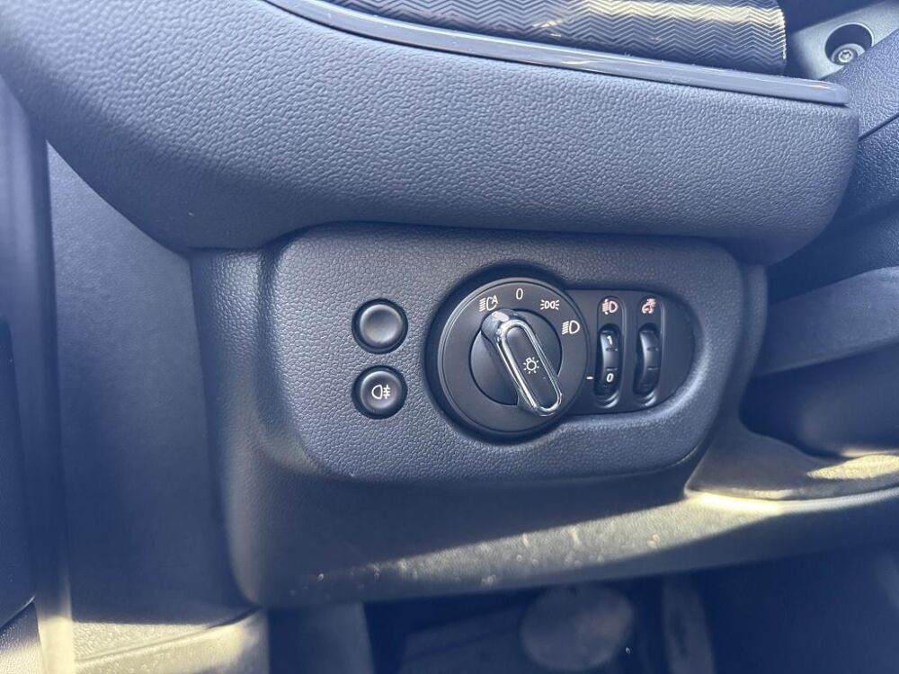 Clubman 1.5i 102CH - SIEGES CHAUFFANTS - BLUETOOTH - JANTES 15 2019 occasion 13760 Saint-Cannat