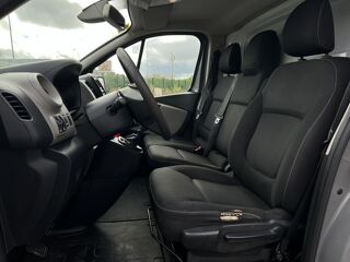 Trafic III L1H1 1.6 dCi 140 Confort 3 places 2014 occasion 49070 Beaucouz&eacute;