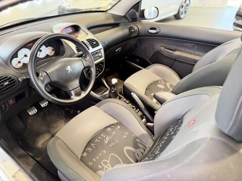 206 CC CC 1.6 110CH QUICKSILVER GARANTIE 6 MOIS 2006 occasion 16000 Angoul&ecirc;me