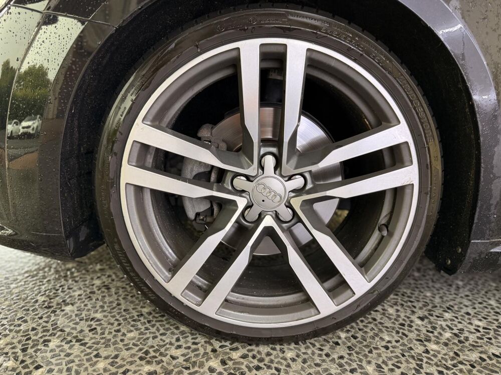 TT COUPE 1.8 TFSI 180CH S-LINE S-TRONIC BVA GARANTIE 12 MOIS 2016 occasion 16000 Angoul&ecirc;me