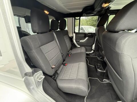 Wrangler 2.8 CRD 200CH Unlimited Sahara ATTELAGE + GPS + CLIM 2012 occasion 19100 Brive-la-Gaillarde