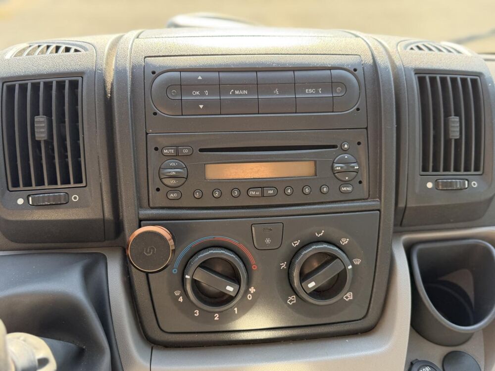 Boxer Pack CD Clim 333 L3H2 2.2 HDi - 120 III FOURGON TOLE Fourgo 2010 occasion 19100 Brive-la-Gaillarde