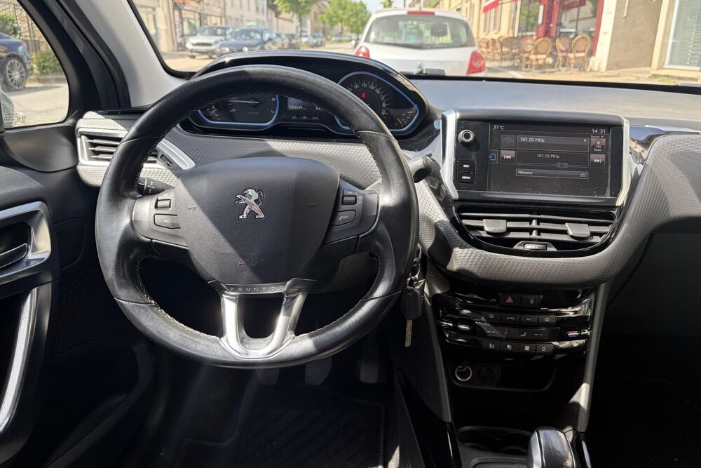 2008 1.2i - 82 Allure PHASE 2 - CARPLAY - ENTRETIEN PEUGEOT 2017 occasion 78760 Jouars-Pontchartrain
