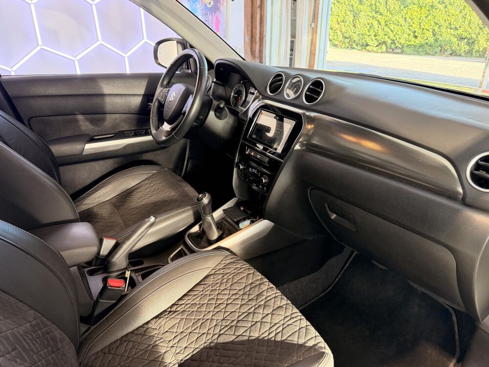 Vitara 1.0 BOOSTERJET 110CH STYLE 2WD GARANTIE CONSTRUCTEUR 2019 occasion 16000 Angoul&ecirc;me