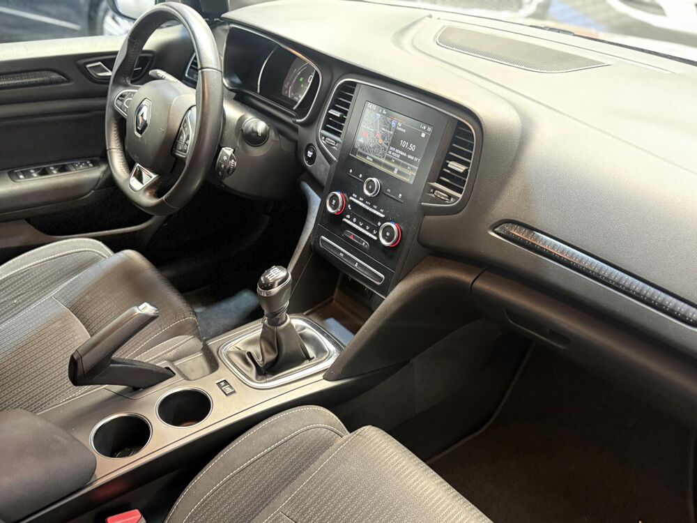 M&eacute;gane 1.2 Energy TCe - 130 Zen SUIVI RENAULT GARANTIE 12 MO 2016 occasion 94360 Bry-sur-Marne