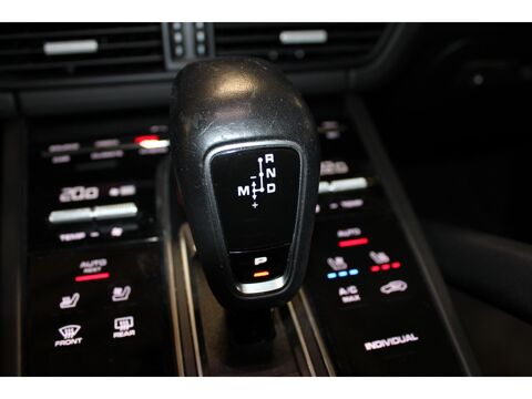 Cayenne Coup&eacute; 3.0i V6 462 BVA E-Hybrid Suivi Porsche Entretien r&eacute;cen 2020 occasion 59493 Villeneuve-d'Ascq