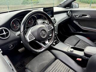 Classe CLA 200 d 7G-DCT Fascination Pack AMG ? Phase 2 ? Toit ouvrant ? 2016 occasion 49070 Beaucouz&eacute;