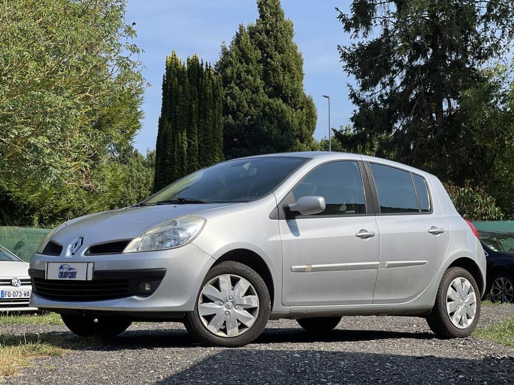 Clio - 1.5l DCI - 105 ch - Finition Dynamique - Phase 1 - Garant 2007 occasion 76710 Eslettes