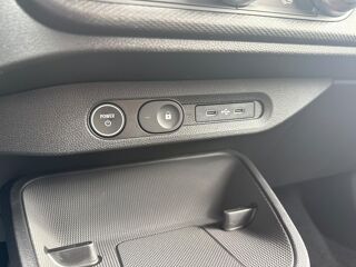 Twingo E-Tech Autonomie Urbaine 80 Techno a partir de 140 euros / m 2026 occasion 31660 Bessi&egrave;res