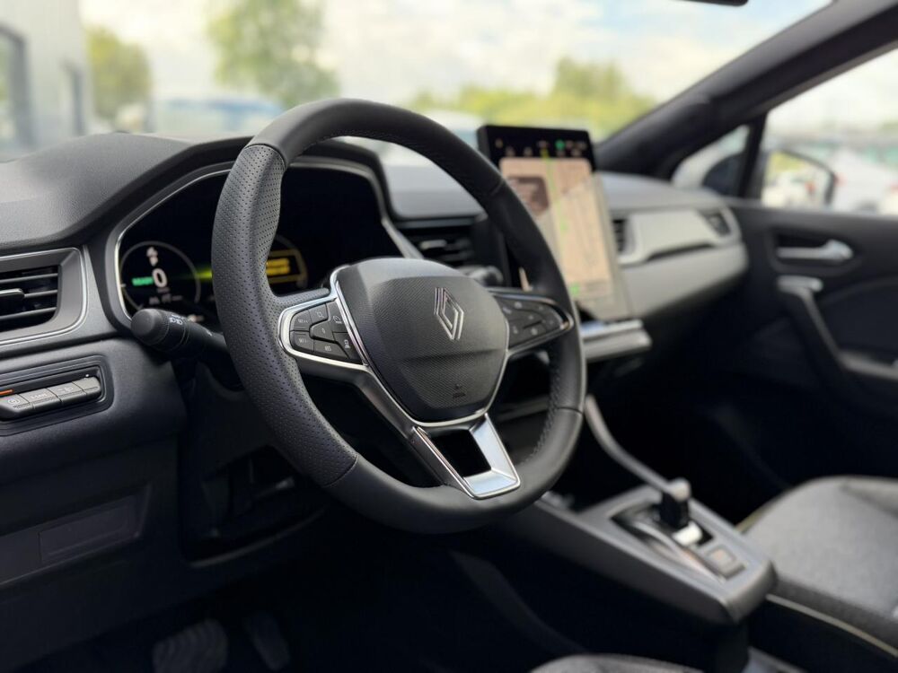 Captur NV 1.8 E-Tech Full Hybrid 160 Techno avec Pack Hiver 2025 occasion 35300 Foug&egrave;res