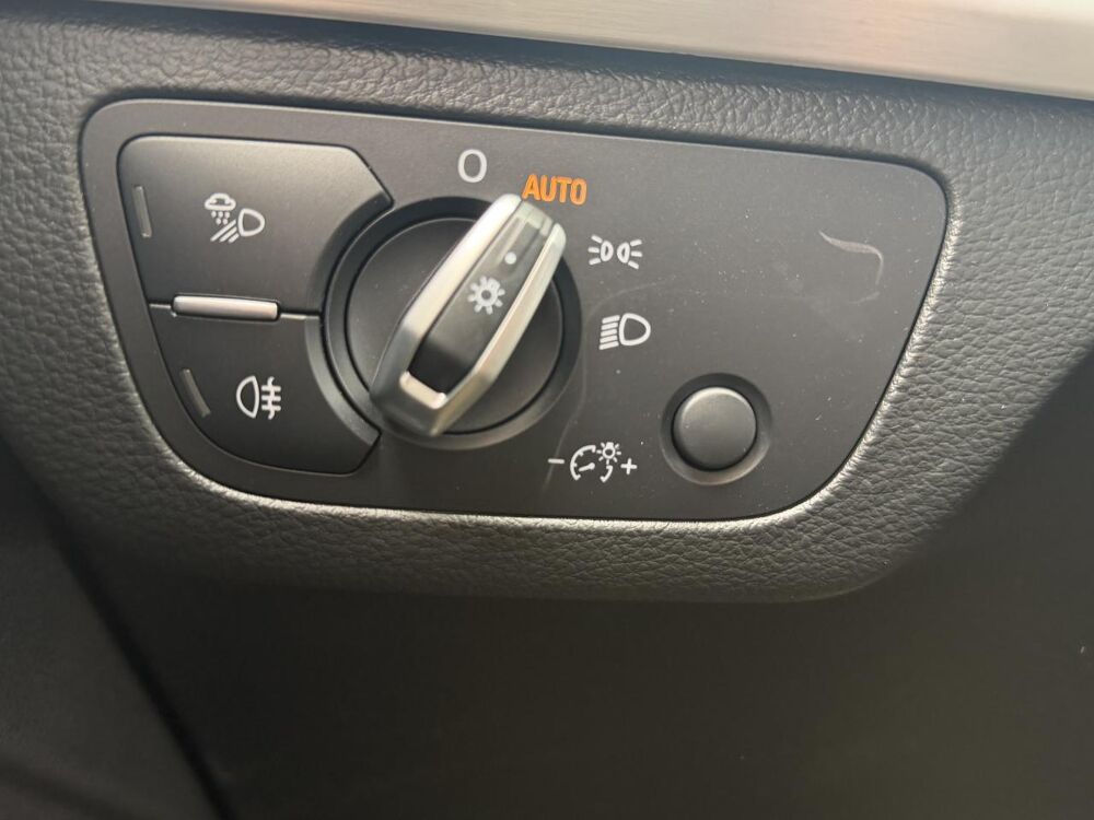 Q5 S-LINE 55 TFSIe 367ch S-TRONIC QUATTRO 2020 occasion 44700 Orvault