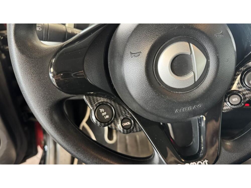 ForTwo Coupe 1.0i 71 S&S - Passion - 3&egrave;me main - Entretien Complet 2016 occasion 60740 Saint-Maximin