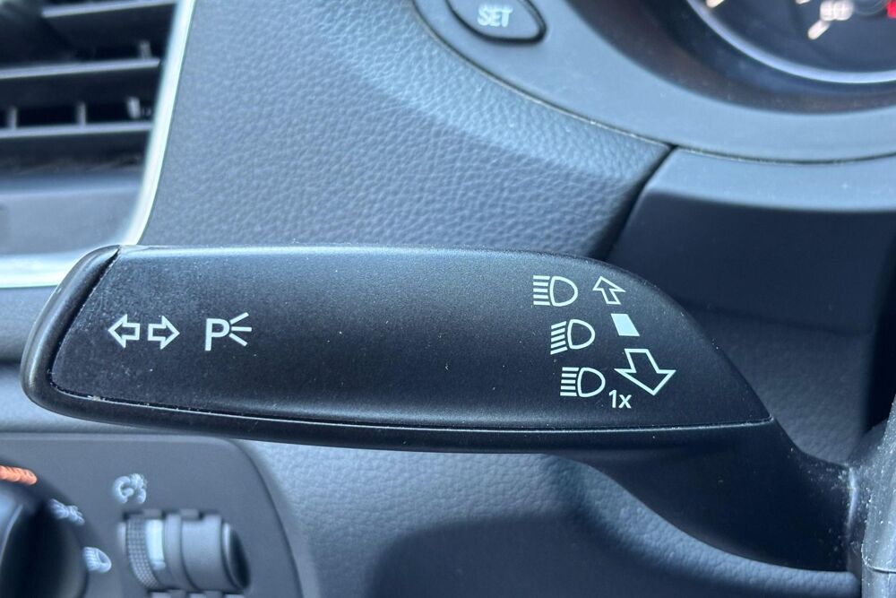 Q3 2.0 TDI DPF - 140 Ambiente - DISTRIBUTION OK - EMBRAYAGE OK 2012 occasion 77185 Lognes