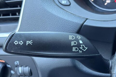 Q3 2.0 TDI DPF - 140 Ambiente - DISTRIBUTION OK - EMBRAYAGE OK 2012 occasion 77185 Lognes