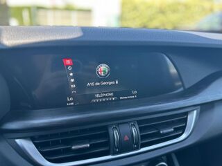 Stelvio BUSINESS 2.2 D - 190CH - BVA - CAM - HAYON ELEC - DNA SELECT 2019 occasion 13760 Saint-Cannat