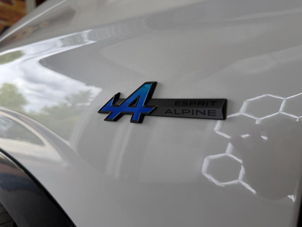 Austral 1.2 E-TECH 200H 130CH FULL-HYBRID HYBRID 1.7KWH TECHNO ESPRI 2024 occasion 16000 Angoul&ecirc;me