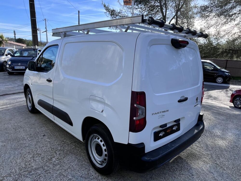 Partner Standard 650KG 1.5 BlueHDi S&S - 100 III FOURGON Fourgon As 2020 occasion 83490 Le Muy
