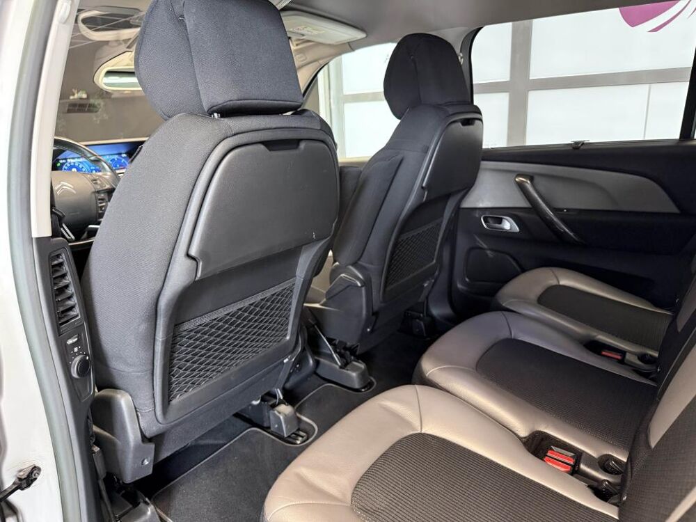 C4 Picasso 2.0 BlueHDi 150 - 2015 - 7 places - Attelage - Camera - Sieg 2015 occasion 60740 Saint-Maximin