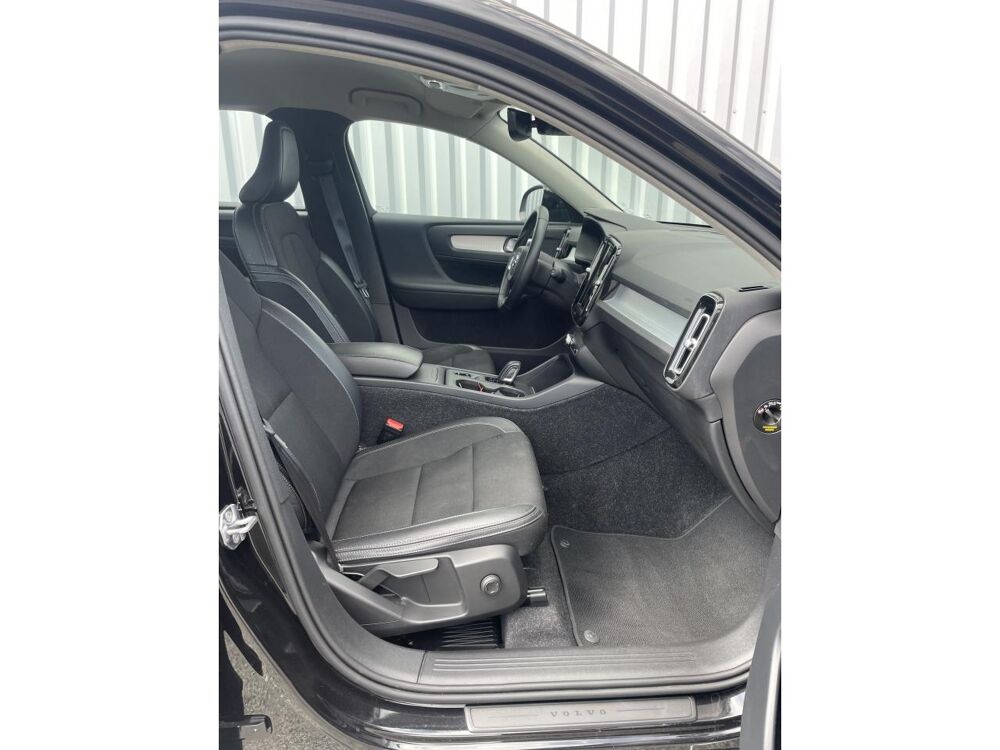XC40 D3 / 150 Ch / BVA Geartronic / Finition Momentum / 1 &egrave;re m 2019 occasion 50640 Le Teilleul