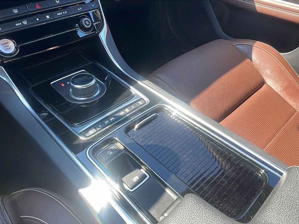 XF 2.0d 180 business r-sport bva 2020 occasion 88150 Chavelot