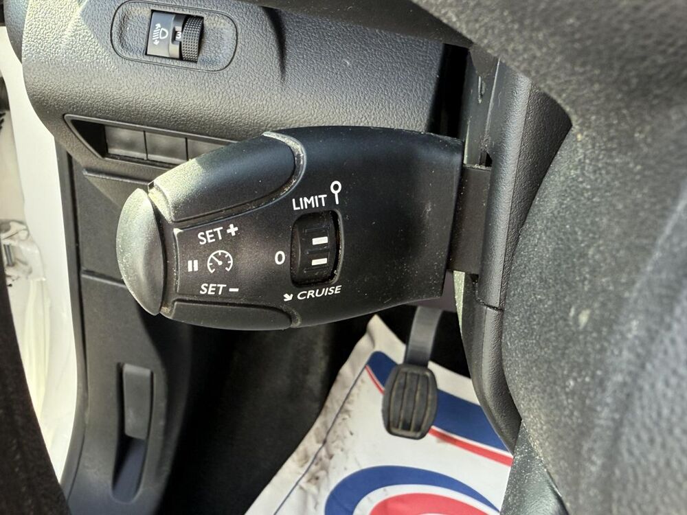 Berlingo 1.5 BlueHDI - 100 Fourgon M Driver 650 kg TVA RECUPERABLE + 2022 occasion 19100 Brive-la-Gaillarde