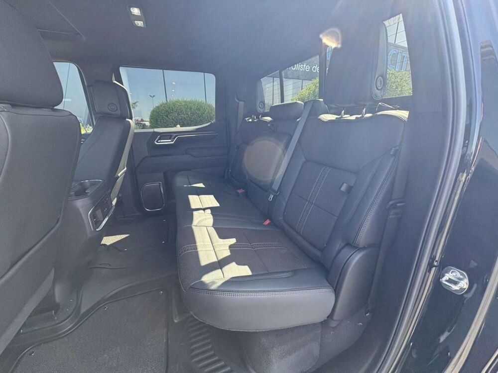 Divers Crewcab High Country V8 EcoTec 6.2L 4WD 2025 occasion 91830 Le Coudray-Montceaux