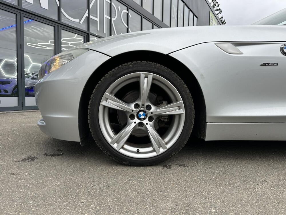 Z4 sDrive 23i - BVA ROADSTER E89 Confort PHASE 1 2009 occasion 33450 Montussan