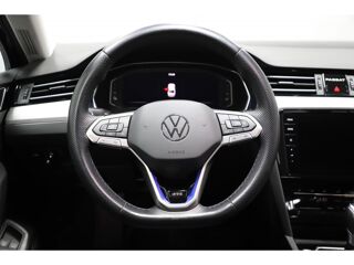 Passat VIII GTE 1.4 TSI 218 Hybrid DSG 6 2020 occasion 06550 La Roquette-sur-Siagne