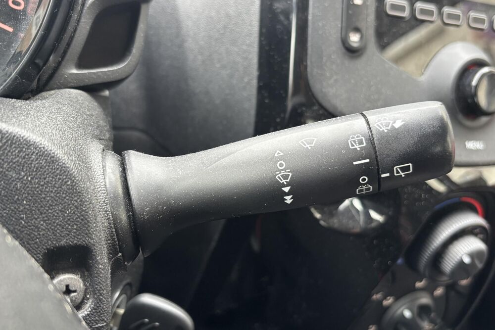 C1 Citro&euml;n 1.0 VTi 72 ch ETG Feel - Bluetooth - Climatisation - 2018 occasion 78760 Jouars-Pontchartrain