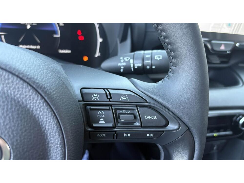 Yaris Hybrid 116 e-CVT Design +PK HIVER+KEYLESS 2026 occasion 81580 Soual