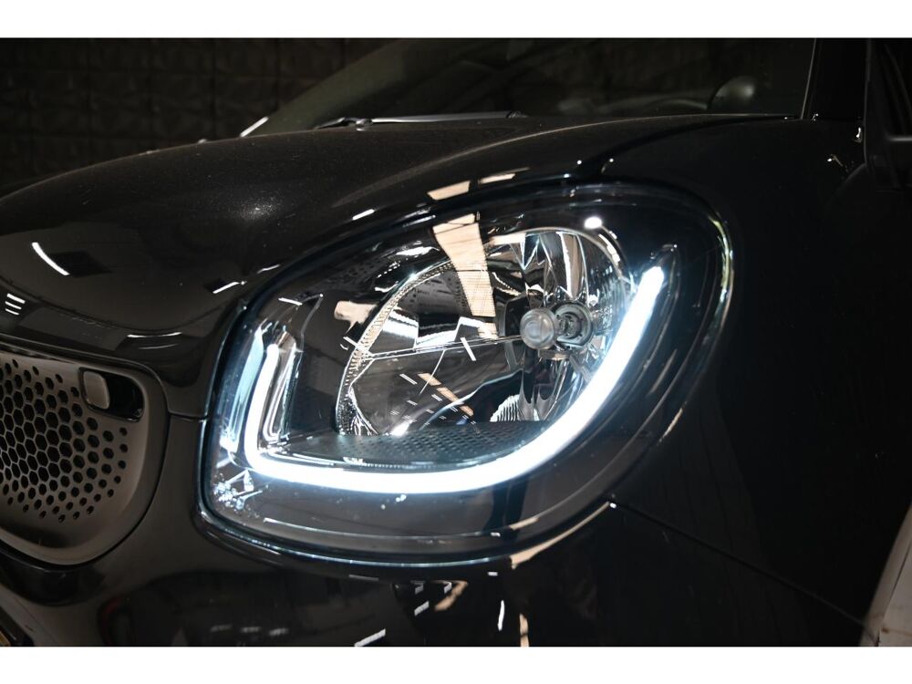 ForTwo Smart Cabrio 0.9i - 90 S&S - BV Twinamic Euro 6c CABRIOLET 2019 occasion 77100 Meaux