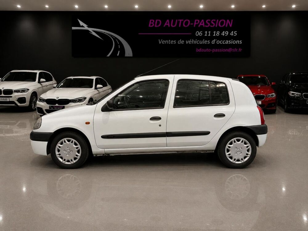 Clio 1.2l 5 portes / ideal jeune permis / embrayage, distribution 1999 occasion 30260 Orthoux-S&eacute;rignac-Quilhan