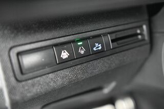 5008 Hybrid 136 e-DCS6 GT occasion 17130 Montendre
