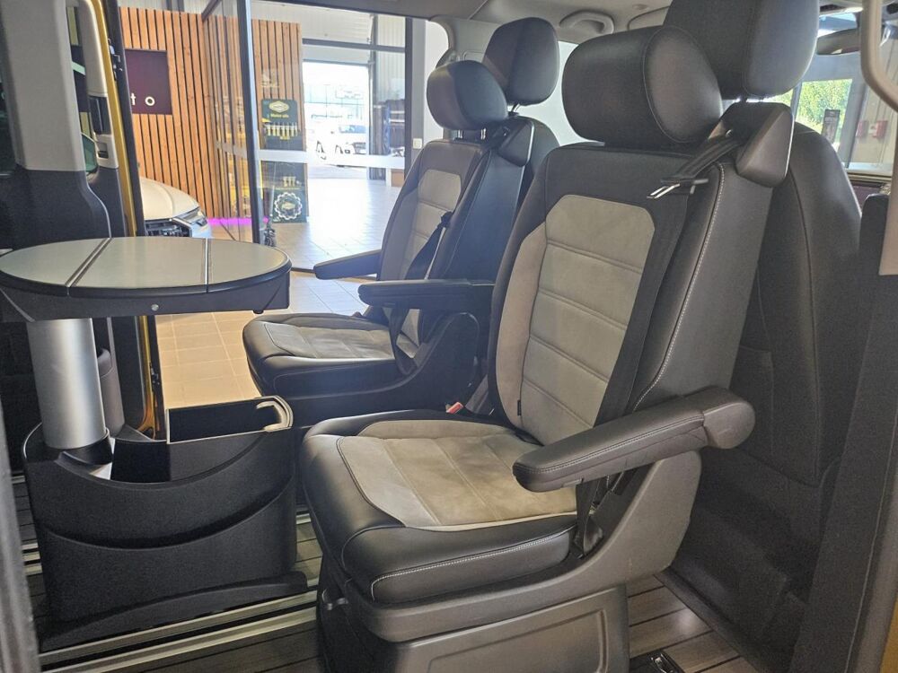 MULTIVAN T6 2.0 TDI 150 DSG 7PL 70 ANNIVERSAIRE BULLI 2017 occasion 26000 Valence