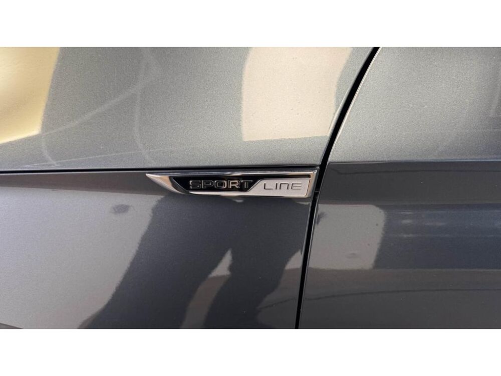 Superb Combi Sportline 1.4 TSI PHEV 218 - 2&egrave;me main - Entretien Com 2020 occasion 60740 Saint-Maximin