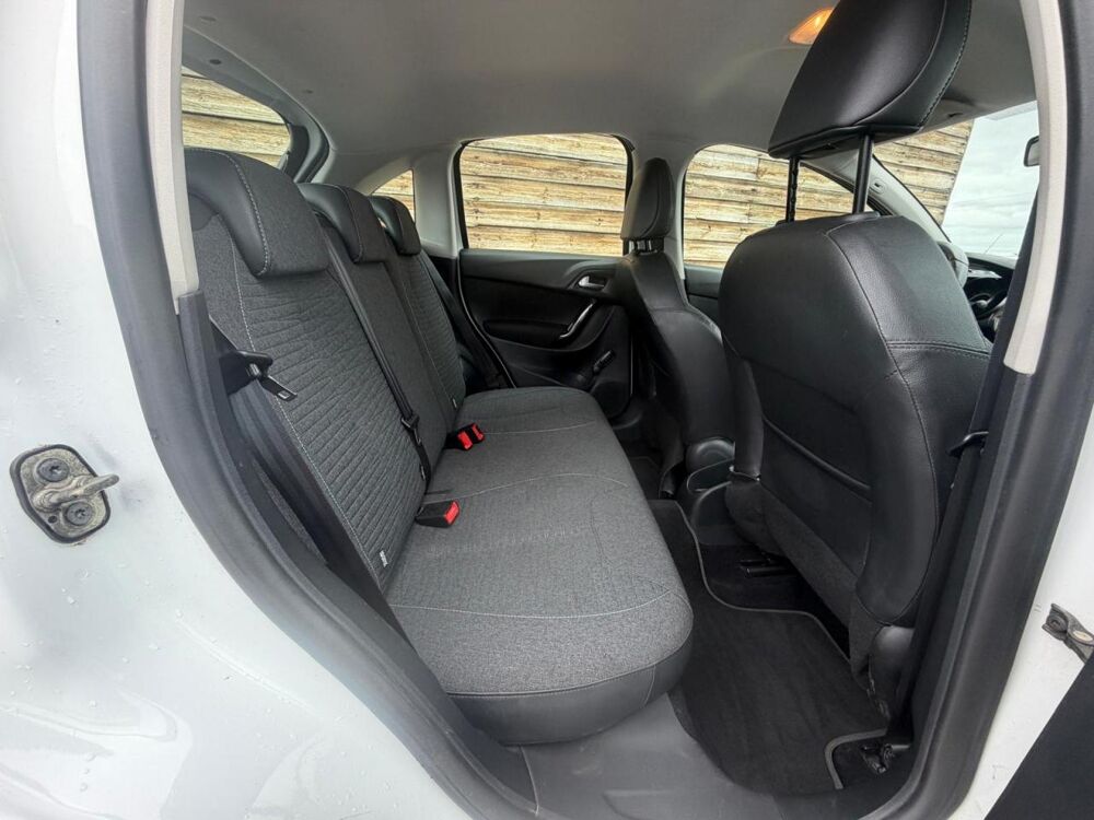 C3 1.2 PureTech boite auto - 82 Confort PHASE 2 2016 occasion 19100 Brive-la-Gaillarde