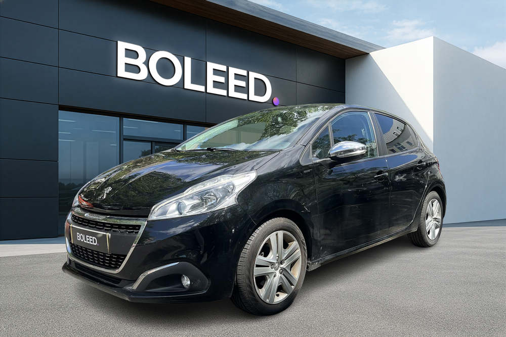 208 1.2i -Signature -82ch - courroie chang&eacute; - carplay - camera d 2019 occasion 78760 Jouars-Pontchartrain