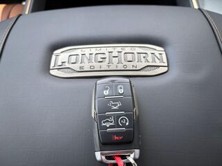 RAM 1500 CREW LONGHORN AIR 2023 occasion 91830 Le Coudray-Montceaux