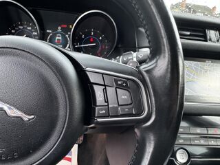 XF 2.0 D - 180 BVA S&S Prestige Gps + Camera AR + Clim 2016 occasion 19100 Brive-la-Gaillarde